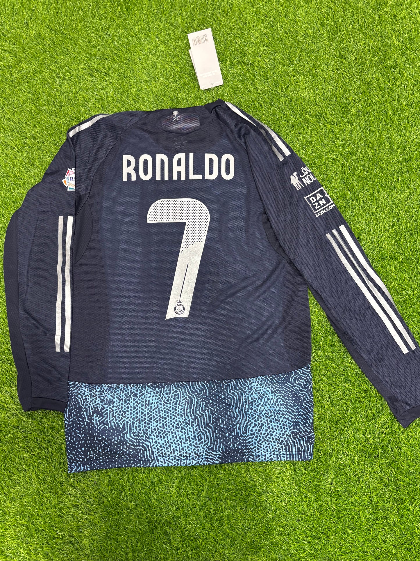RONALDO 7 AL NASSR AWAY JERSEY(PLAYER VERSION LOGO)