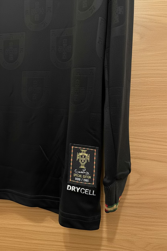 RONALDO 7 PORTUGAL BLACK HALF SLEEVE JERSEY (PLAYER VERSION LOGO )