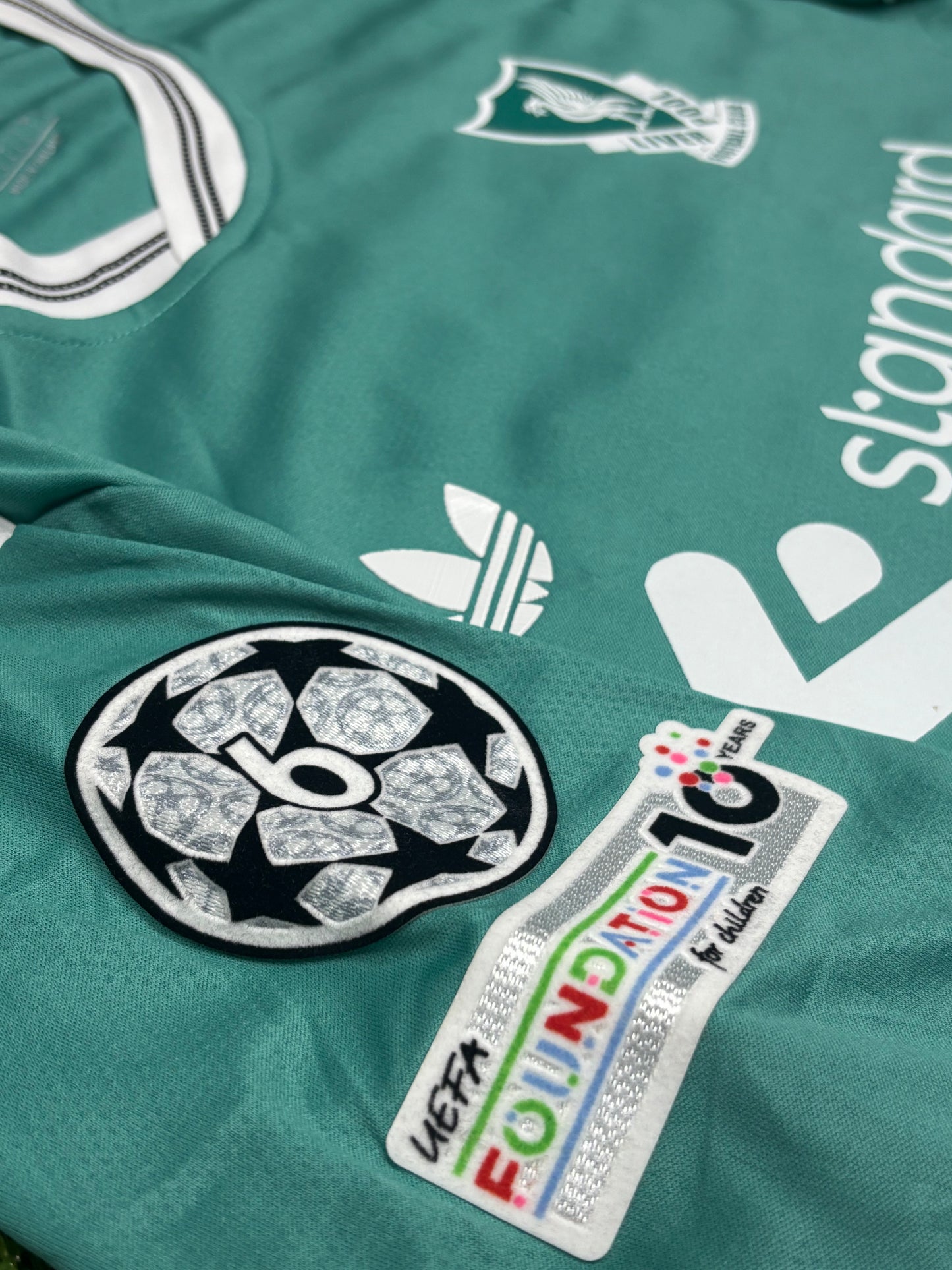 SALAH 11 LIVERPOOL THIRD  SHIRT(PLAYER VERSION)