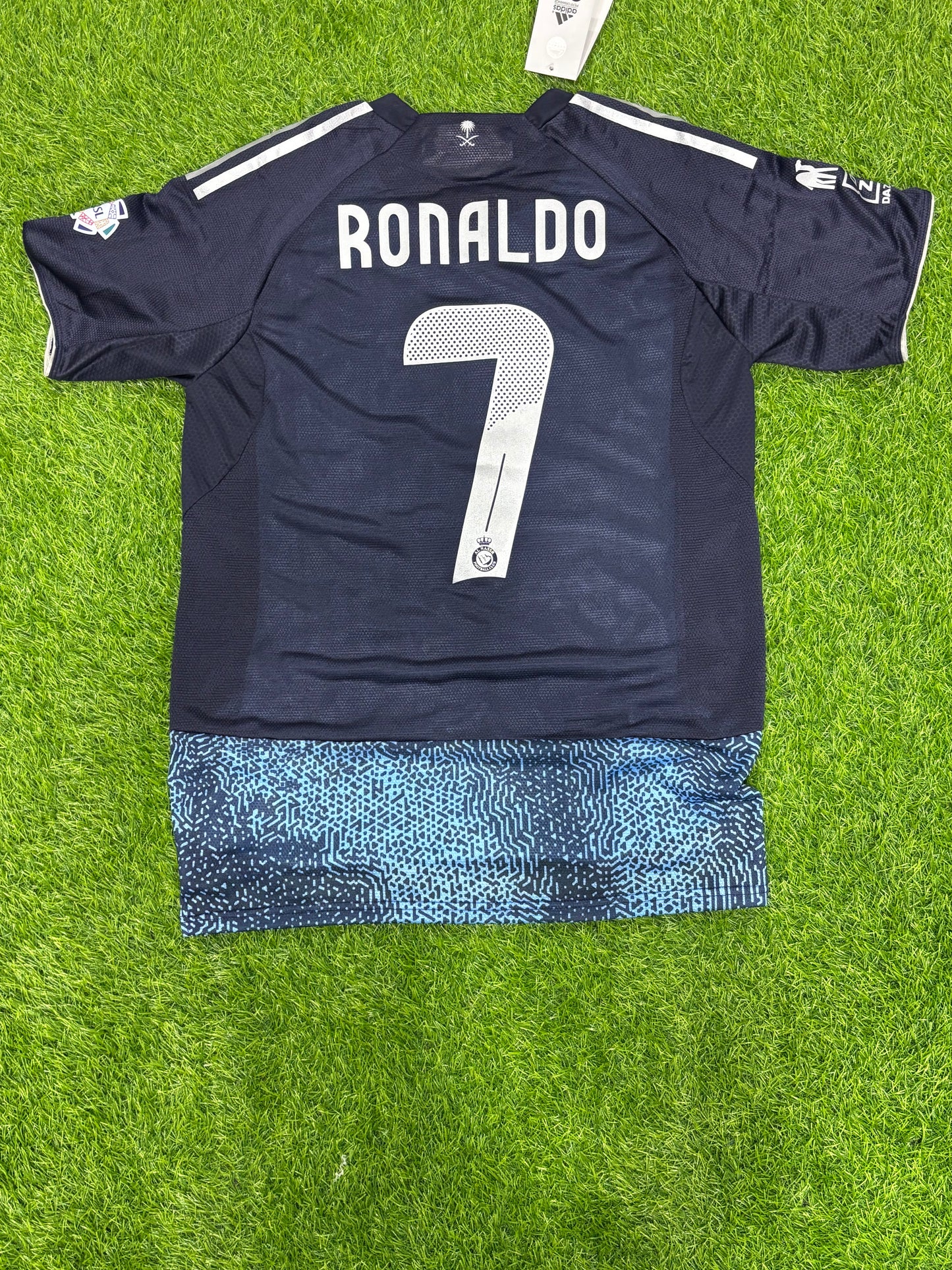 RONALDO 7 AL NASSR AWAY JERSEY(PLAYER VERSION LOGO)